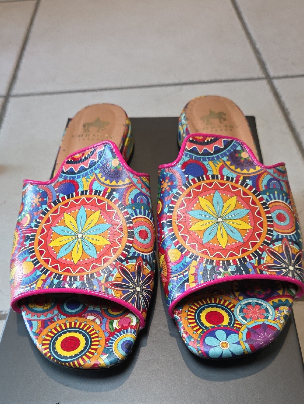 Sz 40 - Embassy London Leather Printed Slide Sandals